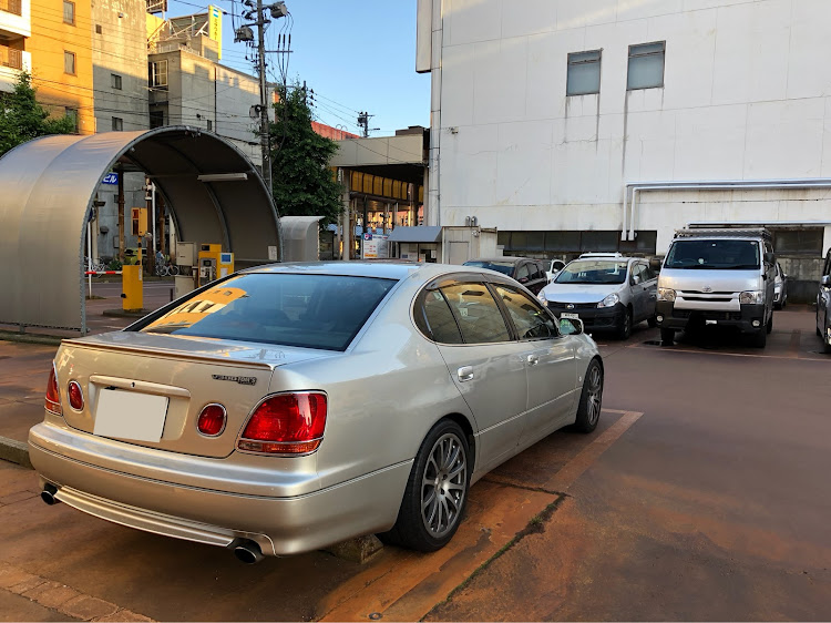 アリストの長岡は何あるのー？・新潟県長岡市・来る途中路面濡れてて車汚れた(ー_ー;)・オススメ来てない～（泣）・新潟のユーザーさぁん？に関するカスタム事例の投稿画像1枚目