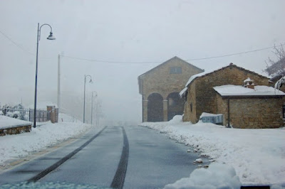 Neve per la strada di nikon