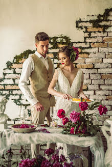 Wedding photographer Oksana Andriyash (oksanaandriyash). Photo of 17 June 2022