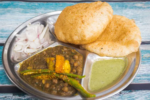 Special Chole Bhature