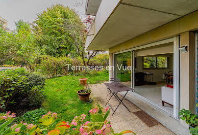 Apartment with terrace 12