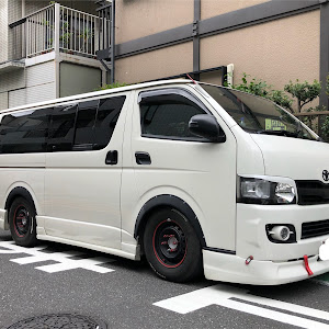 ハイエースバン TRH200V