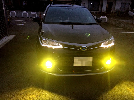 カローラフィールダー、ヘッドライト トヨタ E16#系 カローラ フィールダー 前期 純正HID車用 純正