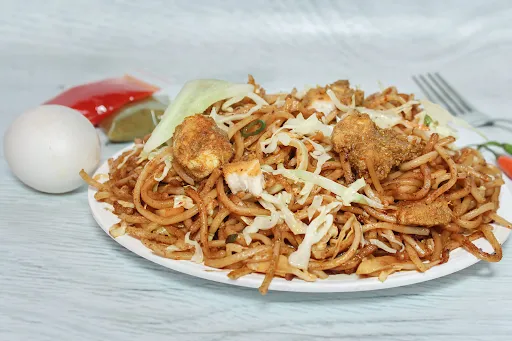 Egg With Chicken Chowmein