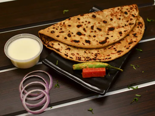 2 Pyaaz Paratha With Dahi