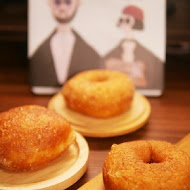 Dough Doughnuts 兜兜圈 二號店