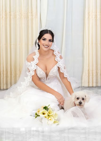 Fotografo di matrimoni Carlos Jimenez (jimenezfoto). Foto del 7 gennaio 2020