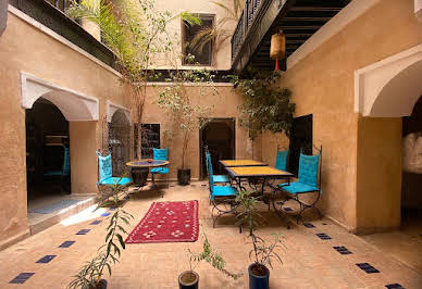 Riad avec terrasse et piscine 9