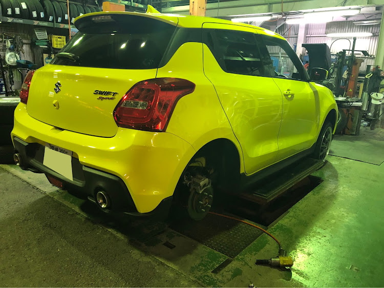 スイフトスポーツのしゅうZC33Sさんが投稿したカスタム事例の投稿画像1枚目