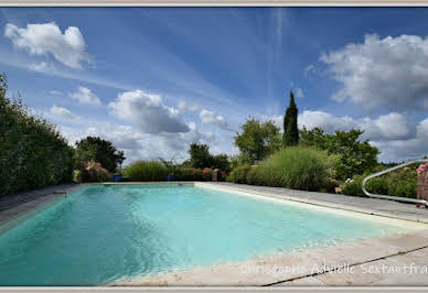 House with pool and terrace 14