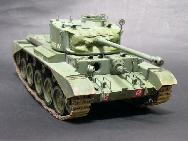 1/35 British Comet Tank