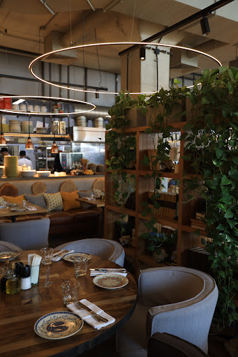 Основной зал