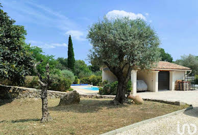 Maison avec piscine et terrasse 12