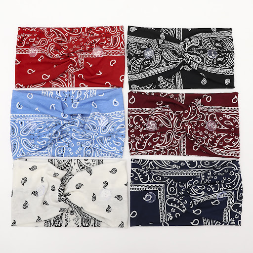 Title 4, New flexible wide face masks for superior comfo...