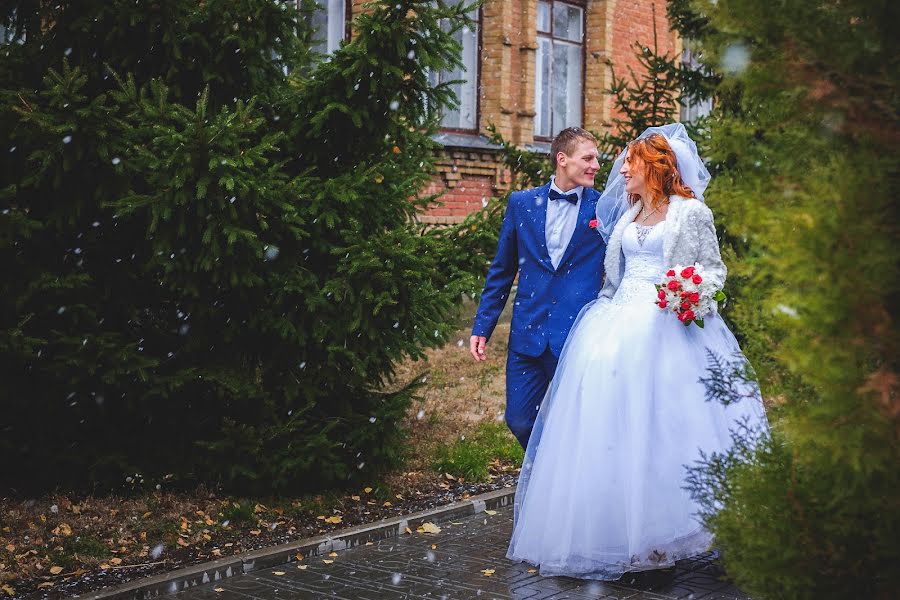 Fotografo di matrimoni Roman Savchenko (savafotos). Foto del 6 dicembre 2016