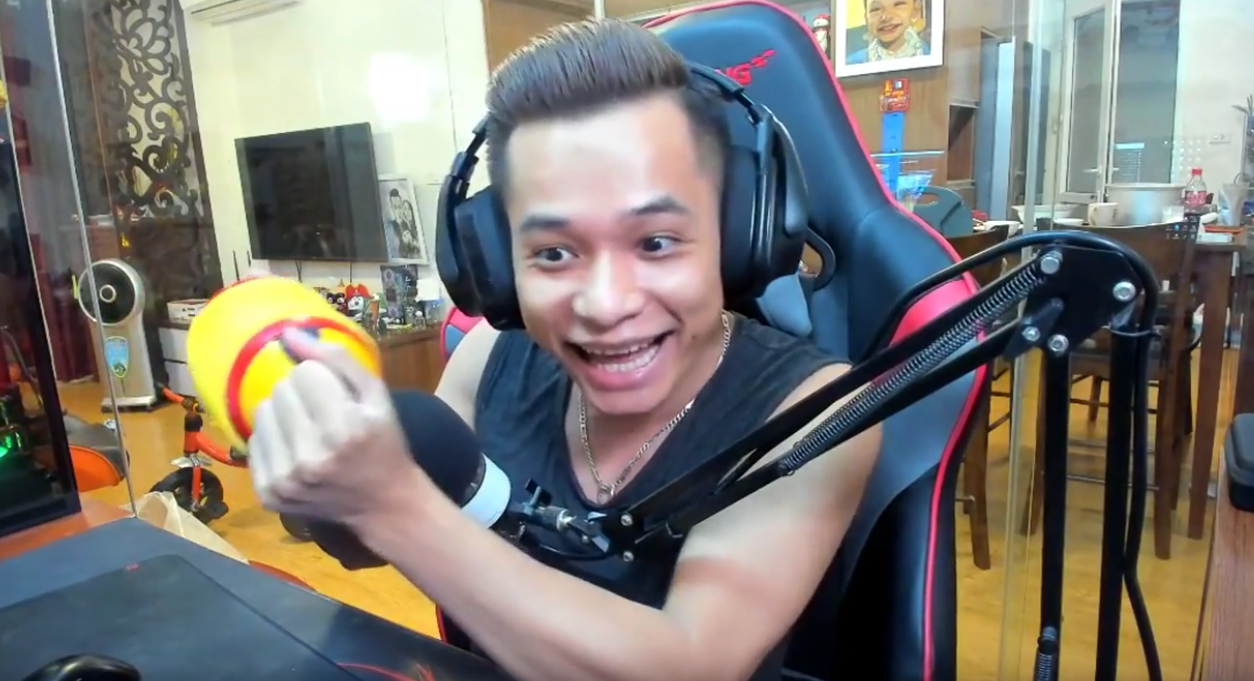 Do-Mixi-la-mot-top-streamer-hien-nay.png