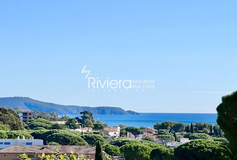  Vente Terrain à bâtir - 2 735m² à Cavalaire-sur-Mer (83240) 