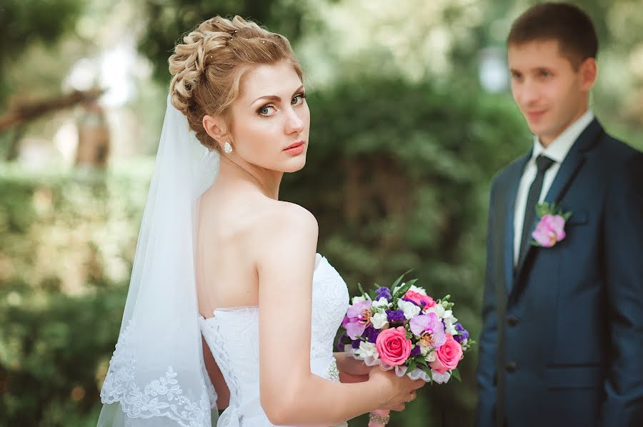 Fotografo di matrimoni Alena Khilya (alena-hilia). Foto del 27 febbraio 2015