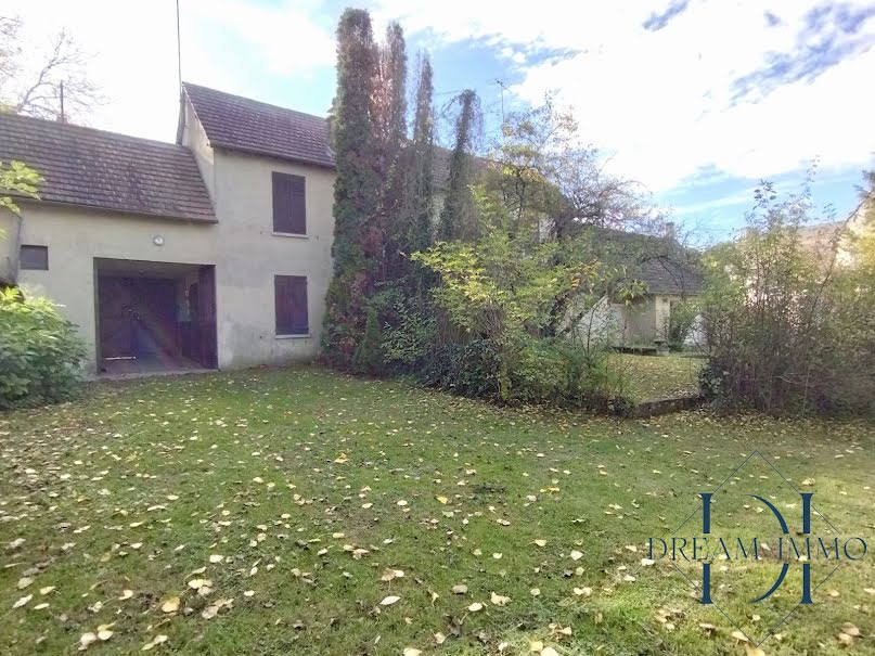 Vente maison 8 pièces 230 m² à Gasny (27620), 193 000 €