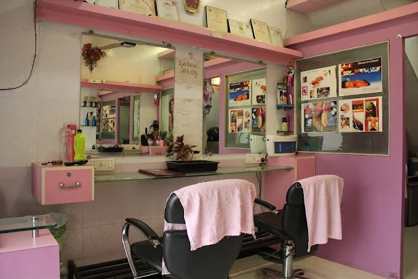 Simran Beauty Salon & Spa photo 