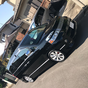 ヴォクシー AZR65G