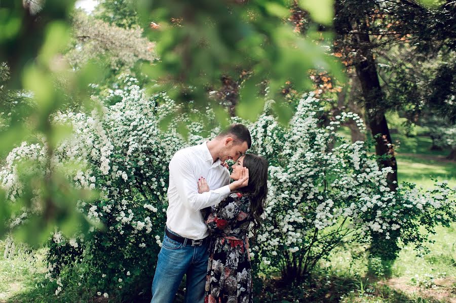 Fotógrafo de bodas Aleksandr Tegza (sanyof). Foto del 9 de mayo 2016