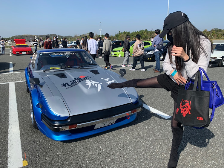 グロリアのスタンスネーション・人の車を勝手に蹴る奴・キャンギャル・イベント・y30に関するカスタム事例の投稿画像25枚目