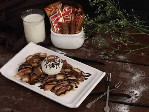 Signature Twix Pancake