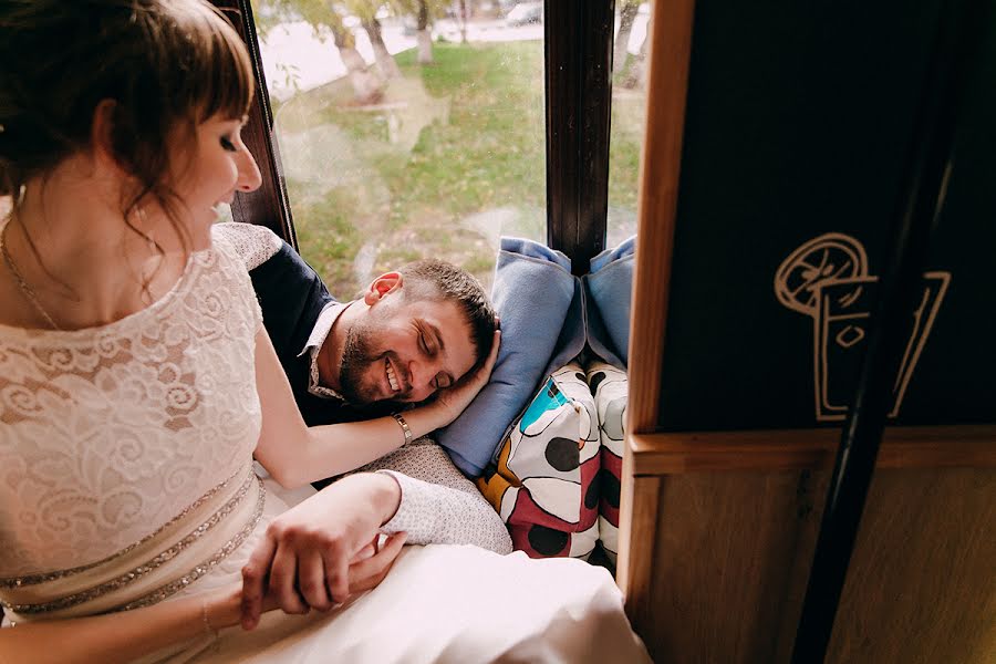 Fotografo di matrimoni Alena Babushkina (bamphoto). Foto del 15 ottobre 2018