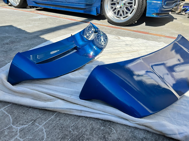 アクアの息子にレクチャー・車高調整下げました。ちょっと🤏に関するカスタム事例の投稿画像1枚目