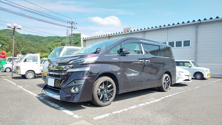 たけしさんが投稿した30ヴェルファイア・車高調・パーフェクトダンパー2に関するカスタム事例の投稿画像2枚目