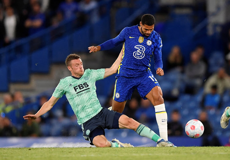 Chelsea's Ruben Loftus-Cheek in action with Leicester City's Jamie Vardy