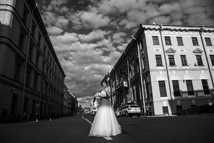 Wedding photographer Kseniya Petrova (presnikova). Photo of 15 October 2019