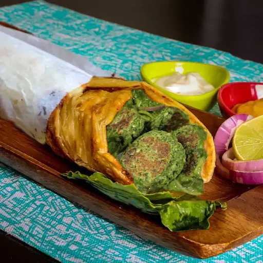 Fried Hara Bhara Kebab Roll