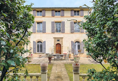 House with pool and terrace 17