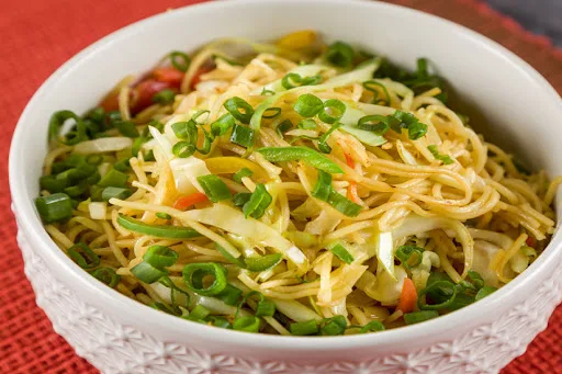 Hakka Noodles Veg