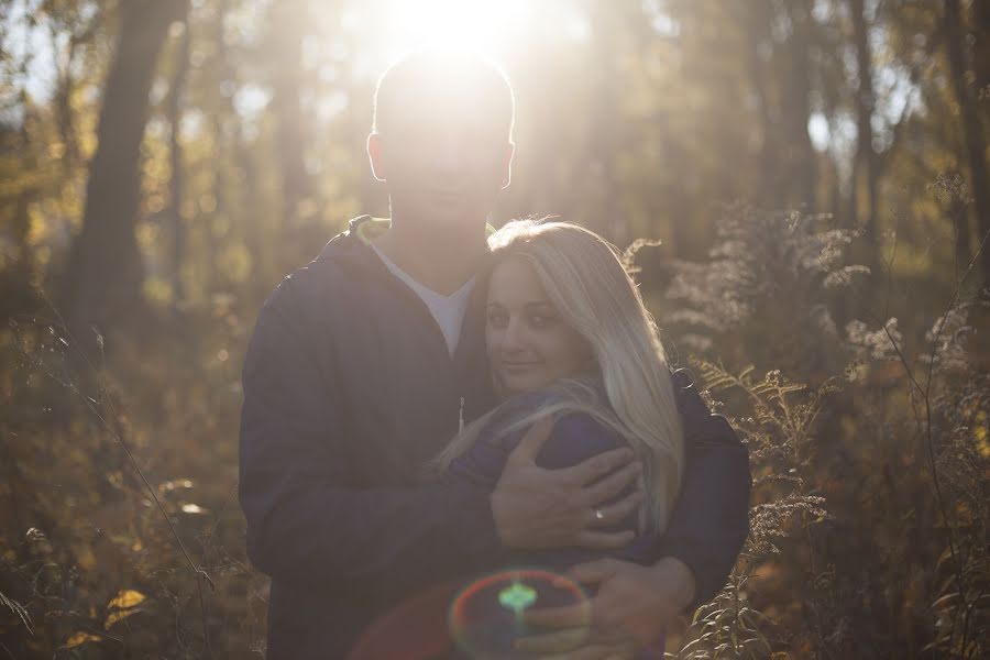 Wedding photographer Oleg Karakulya (ongel). Photo of 1 November 2014