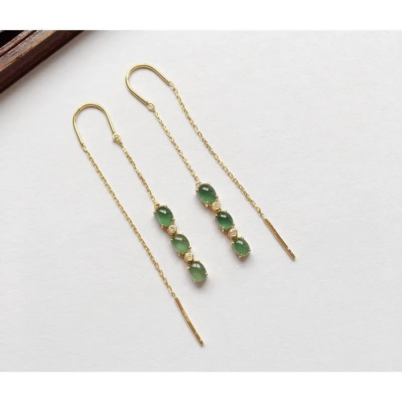 Title 3, Natuurlijke Chalcedoon Jade ovale oorhangers. V...