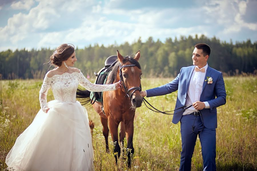 Fotógrafo de bodas Evgeniy Bulanov (alfstudio). Foto del 6 de marzo 2019