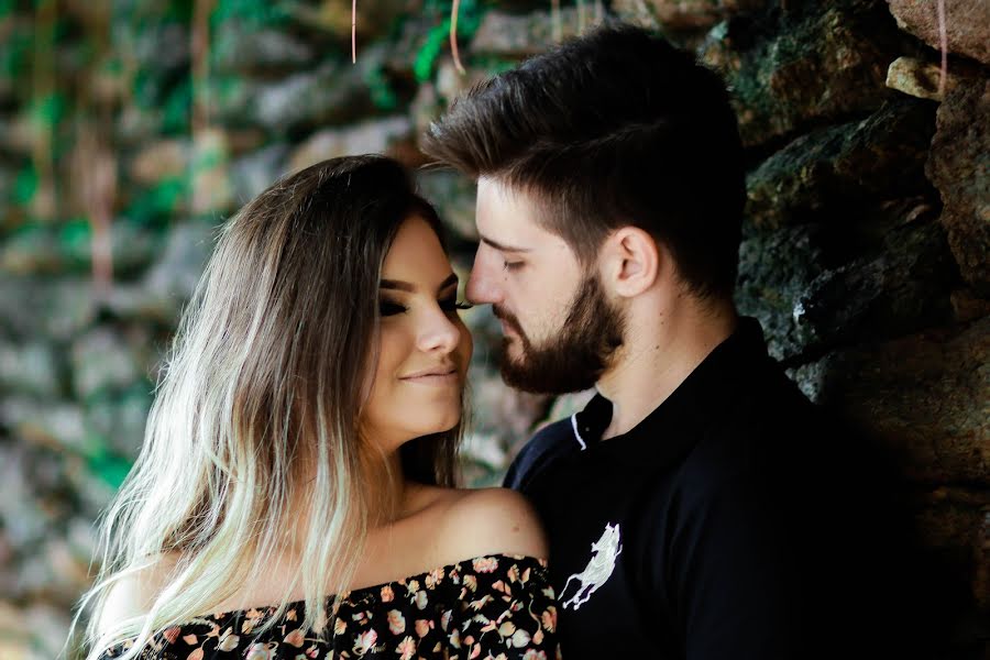 Fotógrafo de casamento Livonio Oliveira Da Silva (livonio). Foto de 5 de janeiro 2018