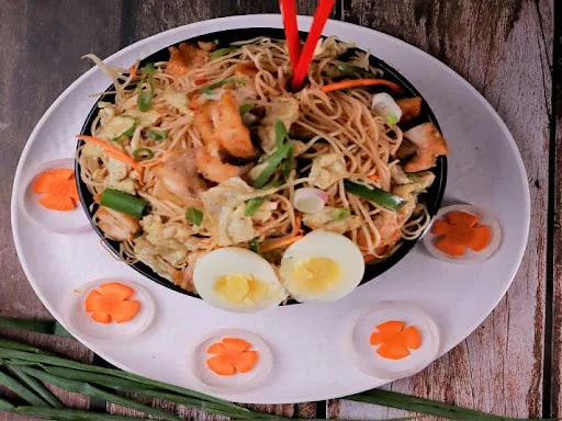 Chicken Egg Noodes