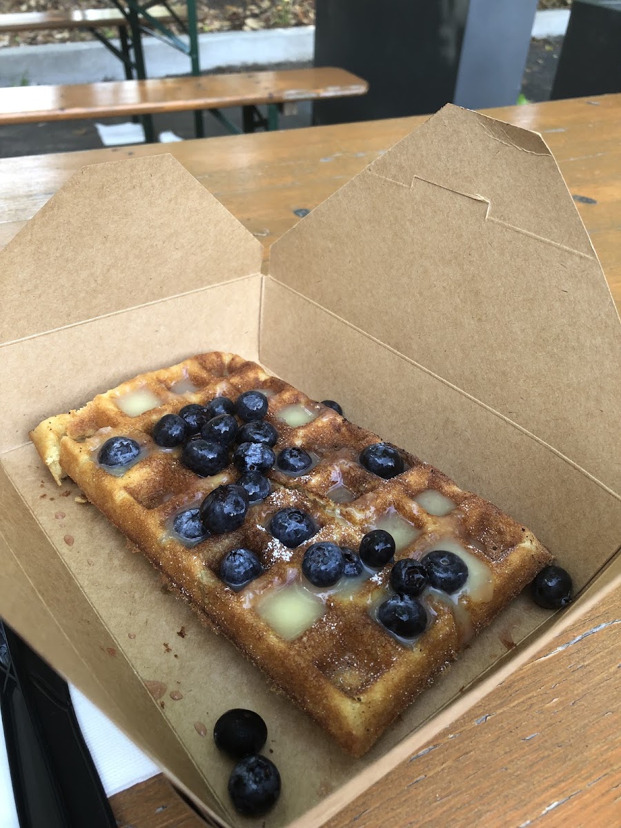 Lemon and blueberry waffle!