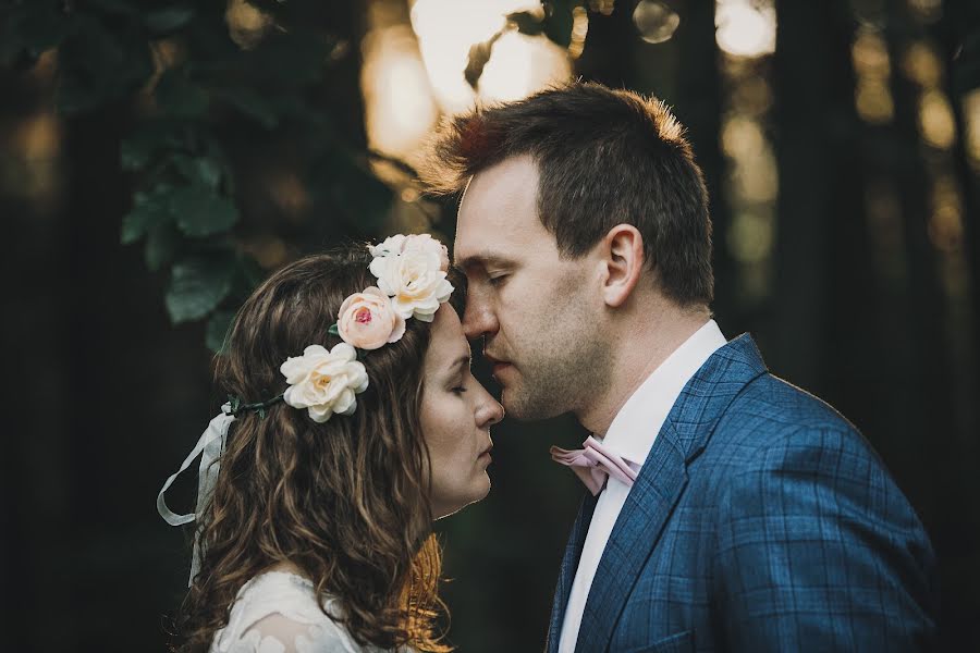 Wedding photographer Kinga Mucha (muchaart). Photo of 18 July 2019