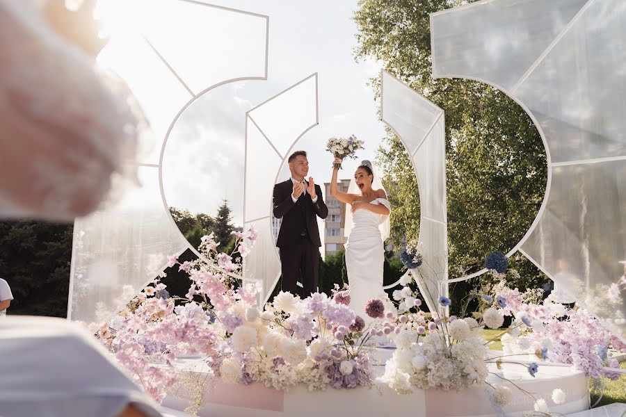 Fotógrafo de casamento Elena Gorina (gorina). Foto de 15 de agosto 2023