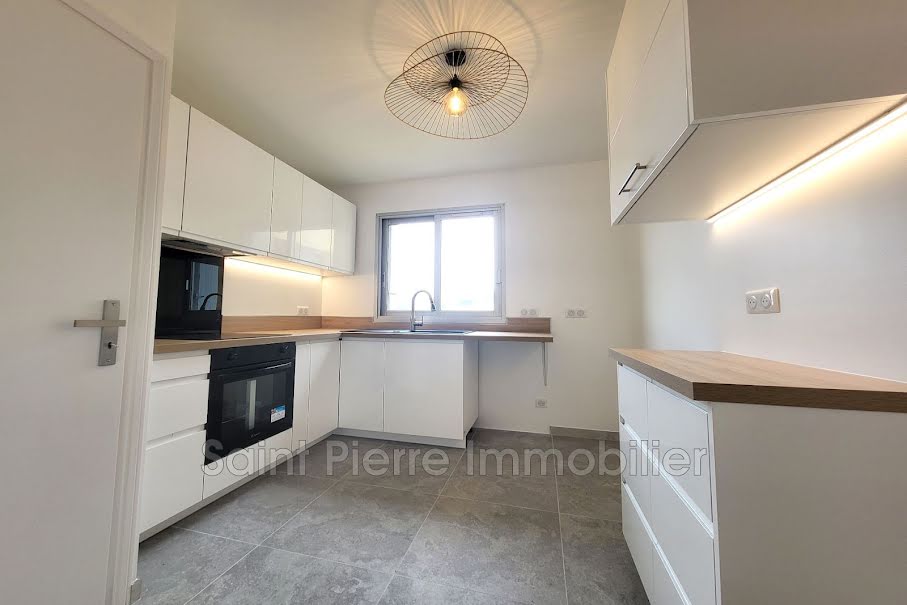 Vente appartement 4 pièces 78.07 m² à Saint-Laurent-du-Var (06700), 378 000 €