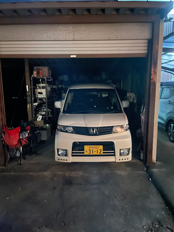 ゼストスパークの愛車の一番好きな角度・朝活撮影📷・デッドニング・ナンバー位置変更・ledぶち込んでみたに関するカスタム事例の投稿画像2枚目