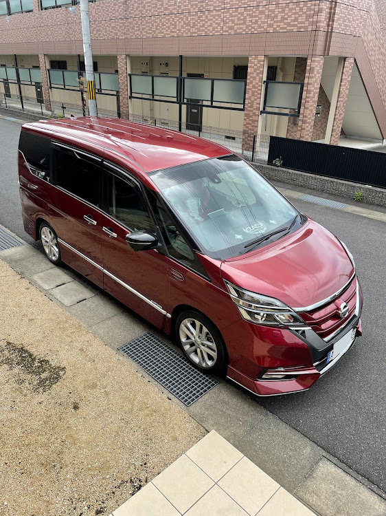 セレナの洗車・GNC27・日産セレナC27・純正品流用・10月もよろしくお願いしますに関するカスタム事例の投稿画像4枚目