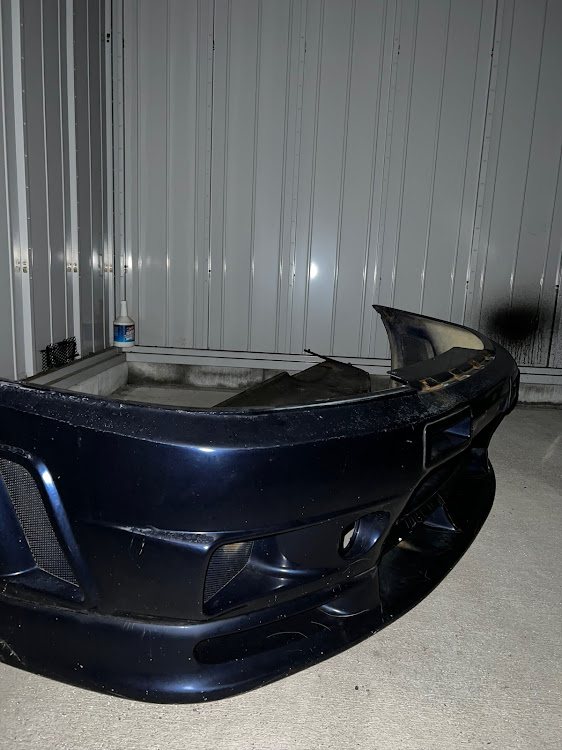 スカイライン GT-Rのニスモ・オーバーホール中・衝動買いしてしまった・BCNR33に関するカスタム事例の投稿画像3枚目