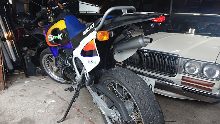 その他の青森県ユーザー・SMX50・モタード改オフ車・一応外車に関するカスタム事例の投稿画像3枚目