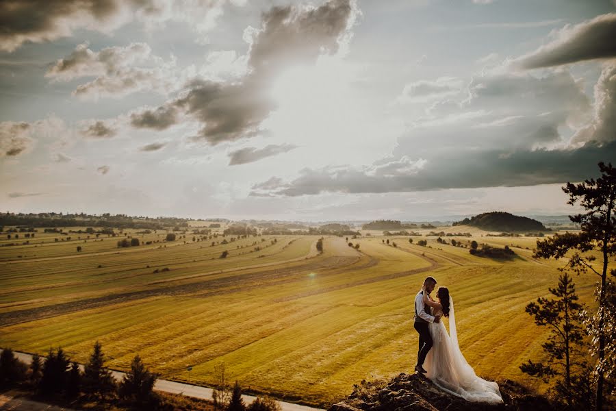 Wedding photographer Paweł Dłubacz (paulusus). Photo of 11 August 2021